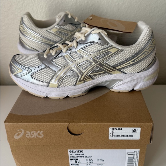 Asics Shoes - ASICS unisex  GEL-1130 Cream and Silver Athletic Shoes women 10 men’s 8.5